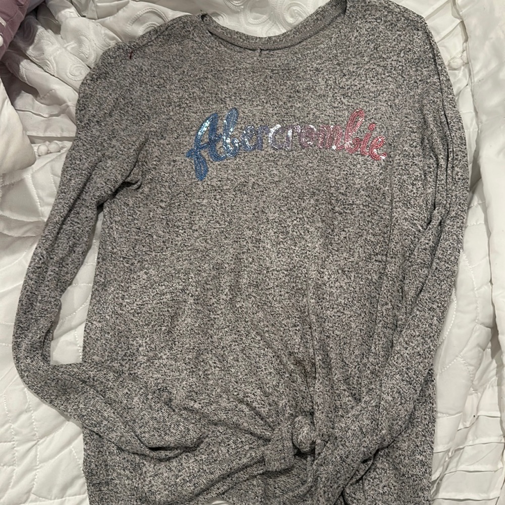 Girls gray sweater top